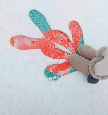 雪地兔子怎么画抖音雪地脚印踩兔子方法