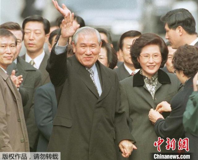 韩国前总统卢泰愚去世终年88岁 曾实现中韩两国建交
